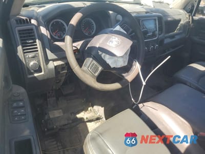 Zdjęcie 8 z 12 samochodu: 2015 RAM 5500 VIN:3C7WRMFLXFG516964 - miniatura