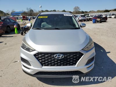 Piąte zdjęcie samochodu w środku: 2019 HYUNDAI TUCSON SE VIN:KM8J23A40KU838375 - miniatura