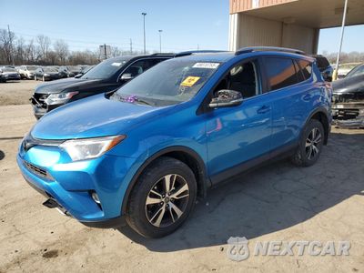 2017 TOYOTA RAV4 XLE JTMRFREV8HD212244 - główne zdjęcie licytacji z USA - miniatura