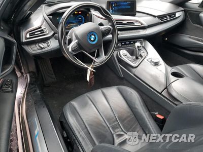 Zdjęcie 8 z 14 samochodu: 2017 BMW I8 VIN:WBY2Z2C38HV676743 - miniatura
