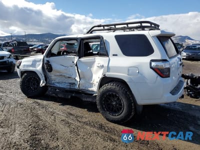 Drugie zdjęcie samochodu z przodu: 2023 TOYOTA 4RUNNER SR5 PREMIUM VIN:JTENU5JR6P6181127 - miniatura