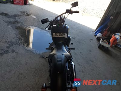 Zdjęcie 6 z 10 samochodu: 2022 HONDA VT750 C2B VIN:JH2RC5378NK200549 - miniatura