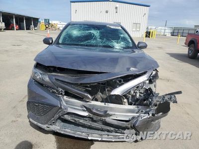 Piąte zdjęcie samochodu w środku: 2021 TOYOTA CAMRY SE VIN:4T1G11AK5MU410949 - miniatura