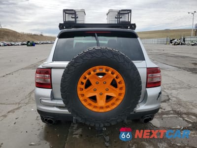 Zdjęcie 6 z 15 samochodu: 2005 PORSCHE CAYENNE VIN:WP1AA29P85LA25634 - miniatura