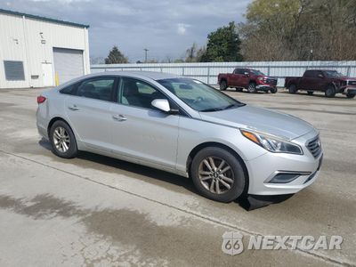 Czwarte zdjęcie samochodu z boku: 2017 HYUNDAI SONATA SE VIN:5NPE24AF6HH503508 - miniatura