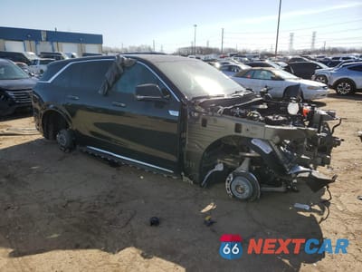Czwarte zdjęcie samochodu z boku: 2025 CADILLAC ESCALADE IQ LUX-1 VIN:1GYTECKL1SU100122 - miniatura