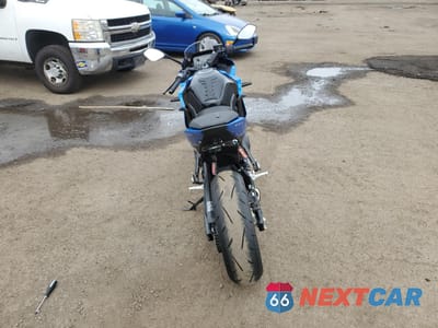 Czwarte zdjęcie samochodu z boku: 2024 SUZUKI GSX800 F VIN:JS1EM13B3R7101304 - miniatura