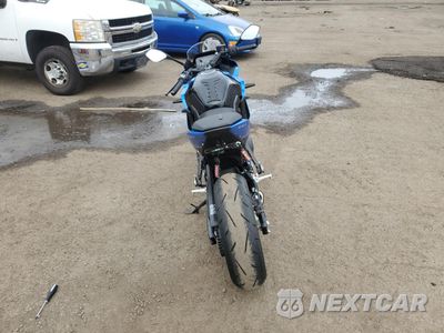 Czwarte zdjęcie samochodu z boku: 2024 SUZUKI GSX800 F VIN:JS1EM13B3R7101304 - miniatura