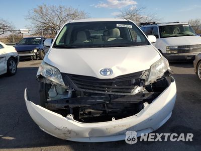 Piąte zdjęcie samochodu w środku: 2013 TOYOTA SIENNA LE VIN:5TDKK3DC6DS386662 - miniatura