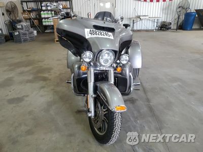 Drugie zdjęcie samochodu z przodu: 2016 HARLEY-DAVIDSON FLHTCUTG TRI GLIDE ULTRA VIN:1HD1MAL17GB858260 - miniatura