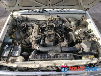 Zdjęcie 12 z 13 samochodu: 1986 TOYOTA 4RUNNER RN60 VIN:JT4RN62D6G0046230 - miniatura