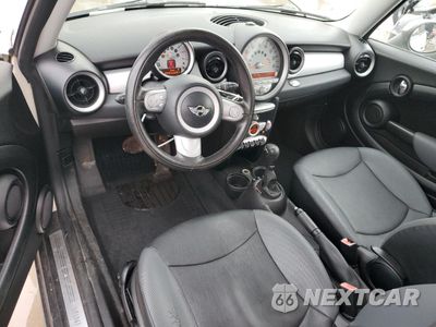 Zdjęcie 8 z 12 samochodu: 2009 MINI COOPER CLUBMAN VIN:WMWML33549TX35963 - miniatura