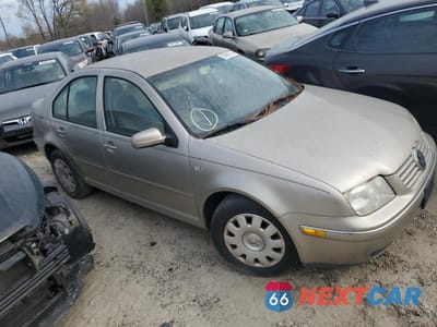 Czwarte zdjęcie samochodu z boku: 2005 VOLKSWAGEN JETTA GL VIN:3VWRK69M25M016034 - miniatura