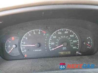 Zdjęcie 9 z 14 samochodu: 2002 HYUNDAI ELANTRA GLS VIN:KMHDN45D22U399216 - miniatura