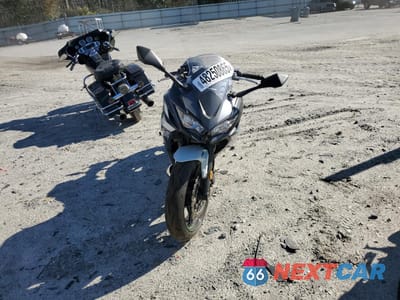 Drugie zdjęcie samochodu z przodu: 2022 KAWASAKI EX650 N VIN:ML5EXEN19NDA72425 - miniatura