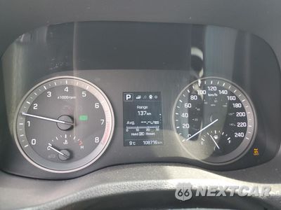 Zdjęcie 9 z 13 samochodu: 2016 HYUNDAI TUCSON LIMITED VIN:KM8J3CA46GU096049 - miniatura