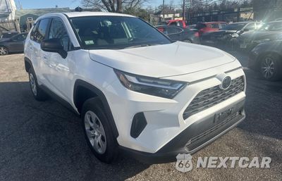 2024 TOYOTA RAV4 LE 2T3F1RFV8RC444364 - główne zdjęcie licytacji z USA - miniatura