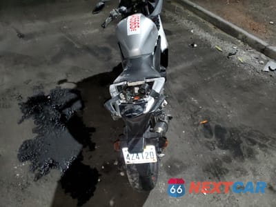 Zdjęcie 6 z 8 samochodu: 2014 HONDA CBR500 RA-ABS VIN:MLHPC4409E5100435 - miniatura