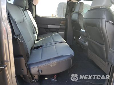 Zdjęcie 10 z 12 samochodu: 2023 FORD F150 LIGHTNING PRO VIN:1FTVW1EV4PWG10327 - miniatura