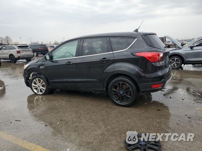 Drugie zdjęcie samochodu z przodu: 2019 FORD ESCAPE SE VIN:1FMCU9GD0KUC09129 - miniatura