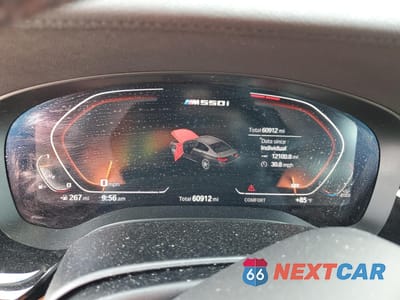 Zdjęcie 9 z 12 samochodu: 2020 BMW M550XI VIN:WBAJS7C04LBN96223 - miniatura