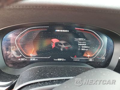 Zdjęcie 9 z 12 samochodu: 2020 BMW M550XI VIN:WBAJS7C04LBN96223 - miniatura