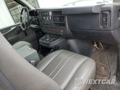 Zdjęcie 8 z 12 samochodu: 2012 CHEVROLET EXPRESS G2500 VIN:1GCWGFCG1C1191203 - miniatura