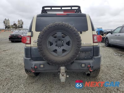 Zdjęcie 6 z 13 samochodu: 2008 TOYOTA FJ CRUISER VIN:JTEBU11F18K046826 - miniatura