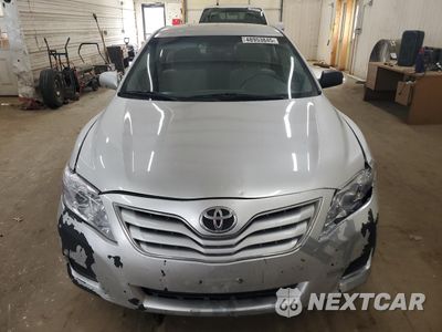 Piąte zdjęcie samochodu w środku: 2010 TOYOTA CAMRY BASE VIN:4T1BF3EK1AU078151 - miniatura