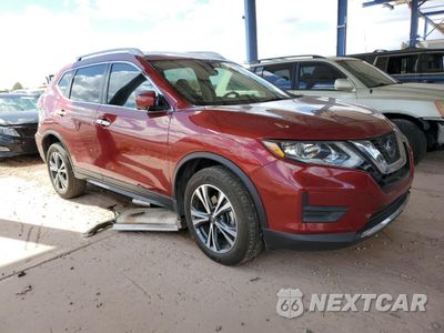 Czwarte zdjęcie samochodu z boku: 2019 NISSAN ROGUE S VIN:5N1AT2MT3KC802910 - miniatura