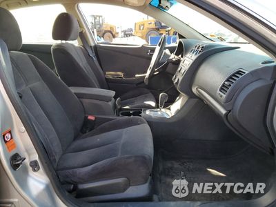 Zdjęcie 7 z 14 samochodu: 2008 NISSAN ALTIMA 2.5 VIN:1N4AL21E48C133863 - miniatura