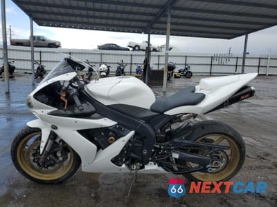 Trzecie zdjęcie samochodu z tyłu: 2006 YAMAHA YZFR1 C VIN:JYARN15Y06A002147 - miniatura