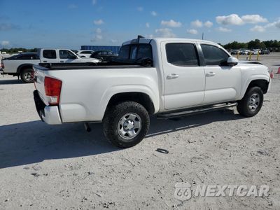 Trzecie zdjęcie samochodu z tyłu: 2016 TOYOTA TACOMA DOUBLE CAB VIN:5TFAX5GN7GX063399 - miniatura