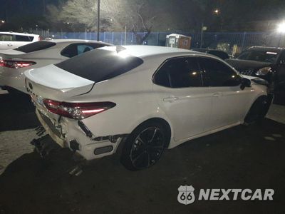 Trzecie zdjęcie samochodu z tyłu: 2019 TOYOTA CAMRY XSE VIN:4T1B61HK3KU839389 - miniatura