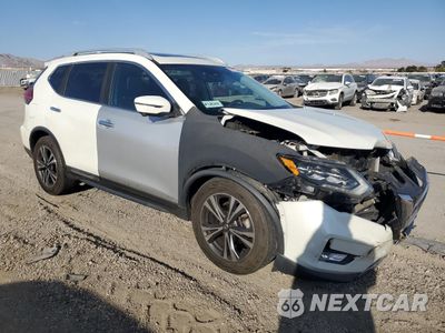 Czwarte zdjęcie samochodu z boku: 2017 NISSAN ROGUE S VIN:5N1AT2MT1HC731084 - miniatura