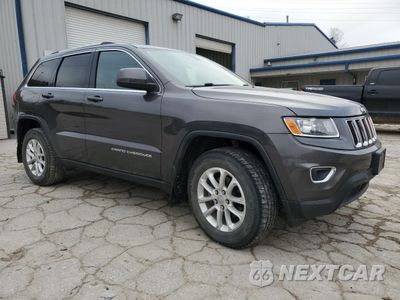 Czwarte zdjęcie samochodu z boku: 2016 JEEP GRAND CHEROKEE LAREDO VIN:1C4RJFAG9GC344325 - miniatura