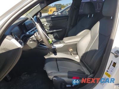 Zdjęcie 7 z 12 samochodu: 2021 BMW M340I VIN:WBA5U7C0XMFL41484 - miniatura