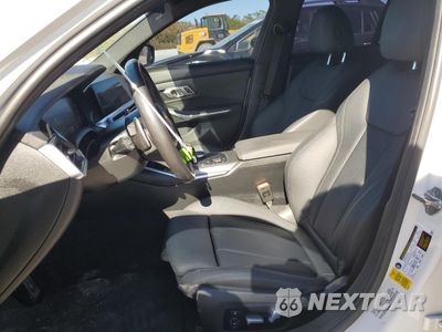 Zdjęcie 7 z 12 samochodu: 2021 BMW M340I VIN:WBA5U7C0XMFL41484 - miniatura
