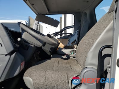 Zdjęcie 7 z 14 samochodu: 2022 ISUZU NPR HD VIN:54DC4W1D4NS200165 - miniatura