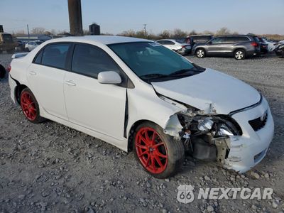 Czwarte zdjęcie samochodu z boku: 2010 TOYOTA COROLLA BASE VIN:2T1BU4EE2AC460888 - miniatura