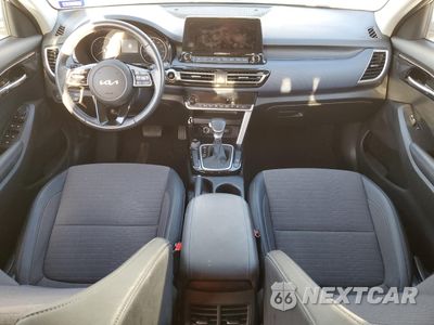 Zdjęcie 8 z 13 samochodu: 2022 KIA SELTOS S VIN:KNDEU2AA7N7330374 - miniatura