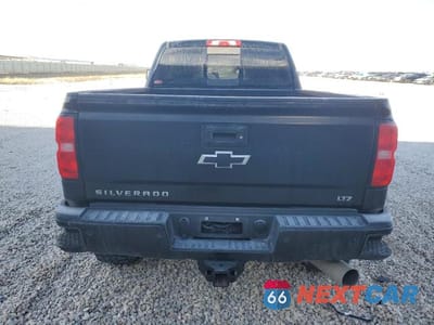 Zdjęcie 6 z 12 samochodu: 2018 CHEVROLET SILVERADO K3500 LTZ VIN:1GC4K0EY8JF148079 - miniatura