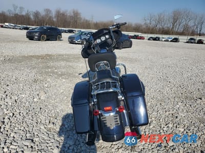 Czwarte zdjęcie samochodu z boku: 2019 HARLEY-DAVIDSON FLHX VIN:1HD1KBC10KB618956 - miniatura