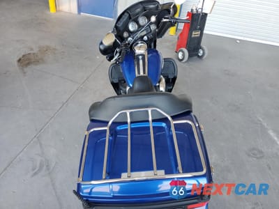 Zdjęcie 6 z 9 samochodu: 2010 HARLEY-DAVIDSON FLHTK VIN:1HD1KEM30AB674640 - miniatura