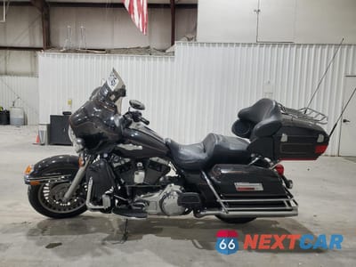 Trzecie zdjęcie samochodu z tyłu: 2009 HARLEY-DAVIDSON FLHTCU VIN:1HD1FL4129Y665065 - miniatura