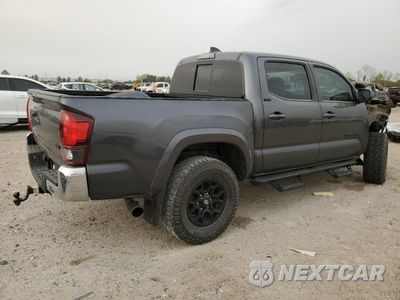 Trzecie zdjęcie samochodu z tyłu: 2021 TOYOTA TACOMA DOUBLE CAB VIN:3TMAZ5CN6MM151250 - miniatura