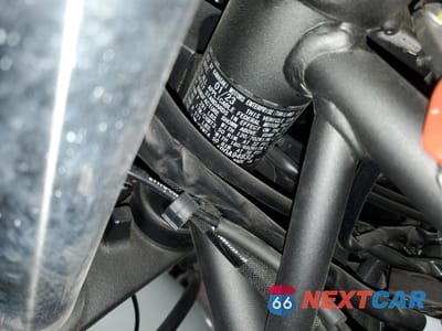 Zdjęcie 9 z 10 samochodu: 2023 KAWASAKI EX650 R VIN:ML5EXER14PDA94832 - miniatura