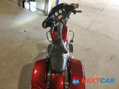 Zdjęcie 6 z 10 samochodu: 2017 HARLEY-DAVIDSON FLHX STREET GLIDE VIN:1HD1KBC11HB689690 - miniatura