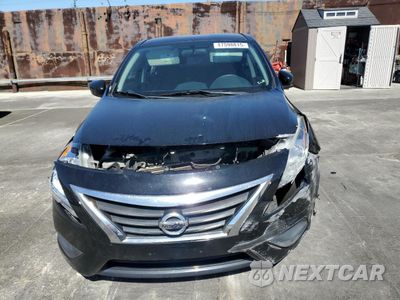 Piąte zdjęcie samochodu w środku: 2015 NISSAN VERSA S VIN:3N1CN7AP2FL838743 - miniatura