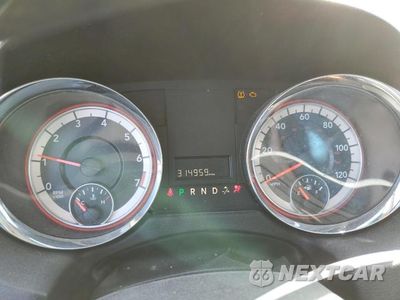 Zdjęcie 9 z 13 samochodu: 2019 DODGE GRAND CARAVAN SE VIN:2C4RDGBG1KR524829 - miniatura